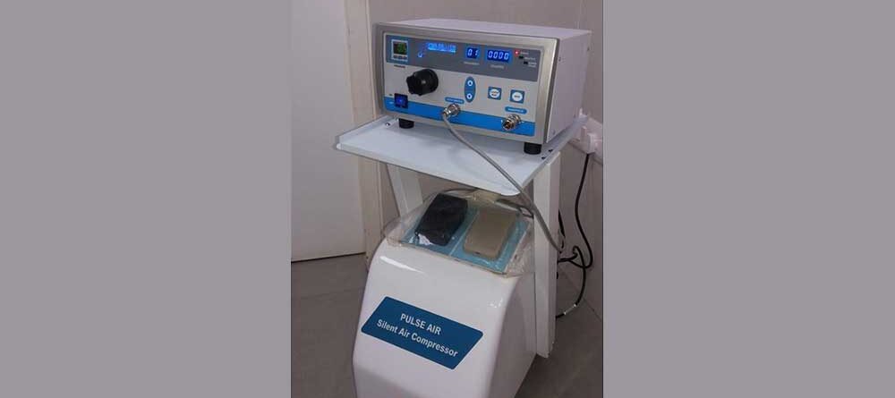 How Much Does a Lithotripter Machine Cost in India?