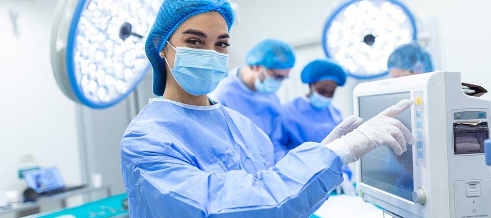 Top Benefits of Working with Reliable Lithotripsy Machine Manufacturers
